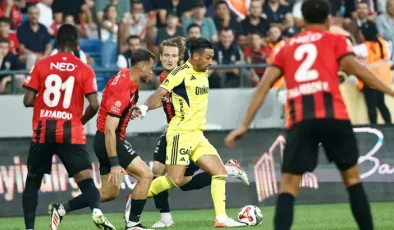 MUHTEMEL 11’LER! Fenerbahçe-Trabzonspor maçı bu akşam saat kaçta hangi kanalda? FB-TS maçı şifresiz kanalda mı?