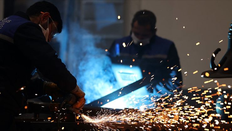 Türkiye İmalat Sanayiinde Daralma Sürüyor: İkinci Ayda da Eksiye Geçildi